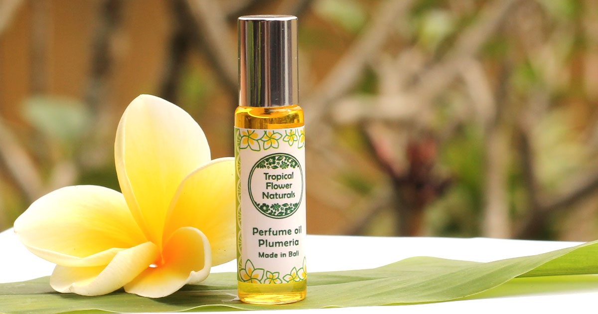 アロマストーン  真ん中黄色のプルメリア アロマストーン 真ん中黄色のプルメリア