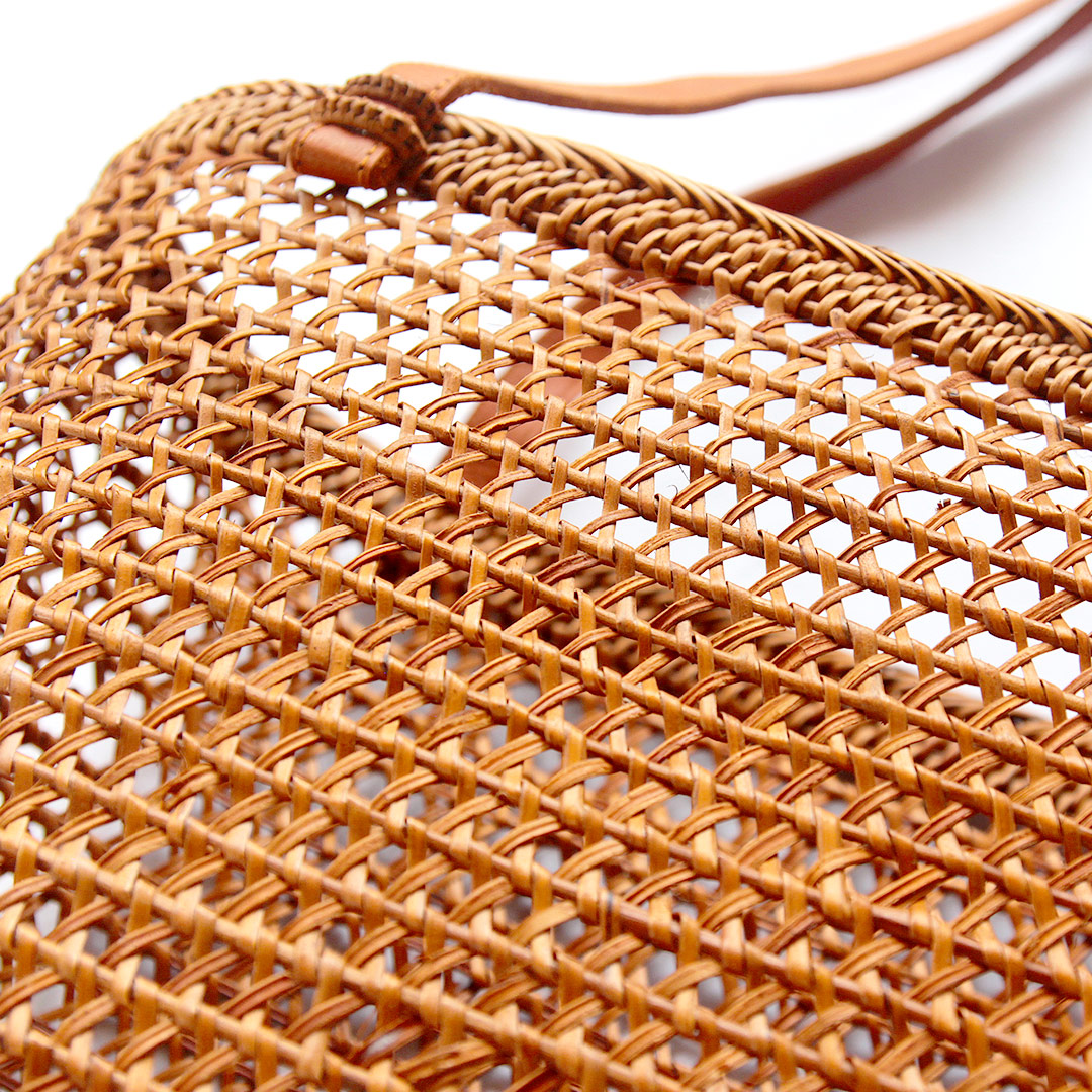 アタトートバッグ z0185の透かし編みデザイン