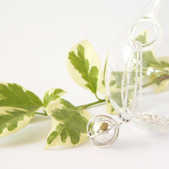 ガムランボールのネックレストップ se0077の商品情報と購入