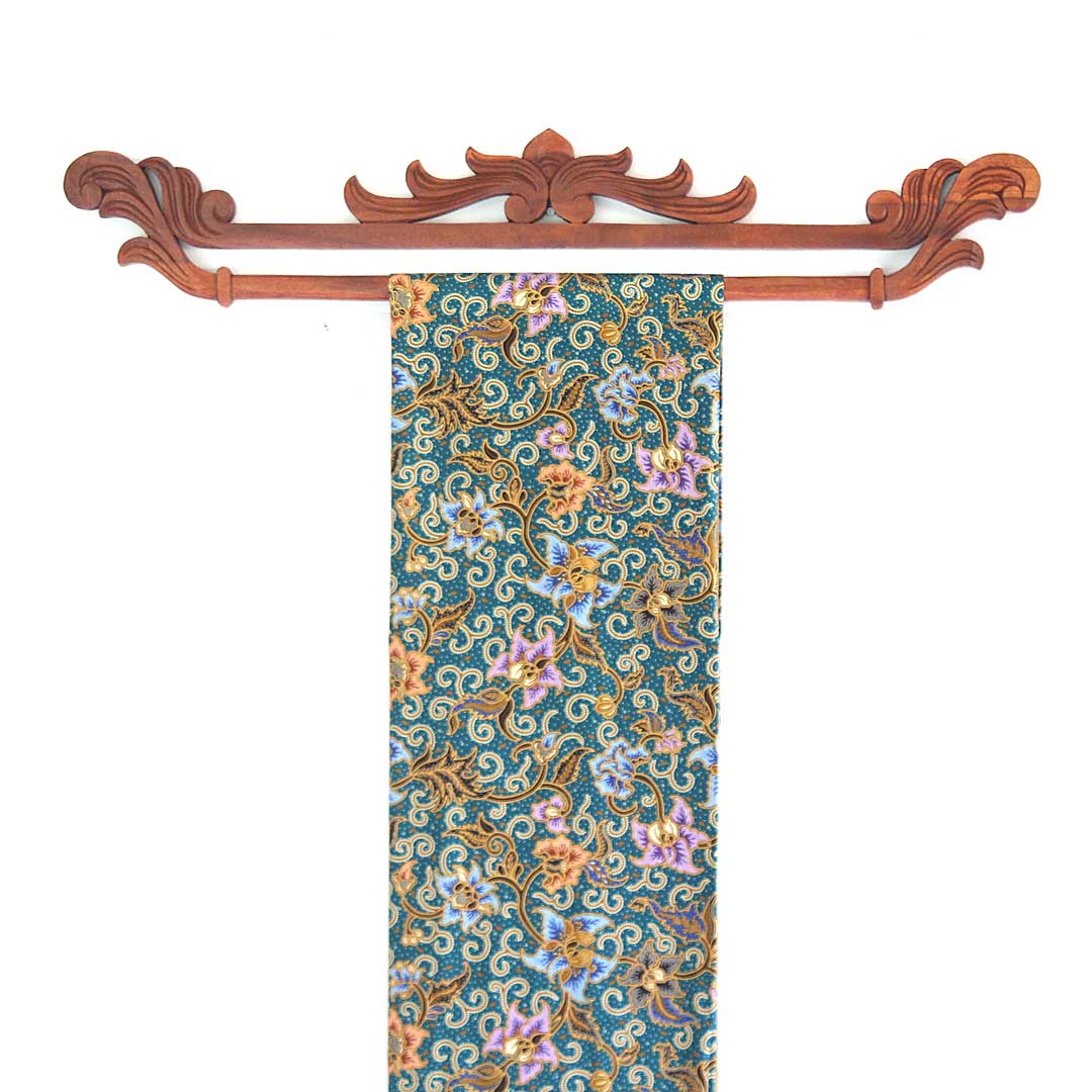 木製イカットハンガー！インドネシアのインテリア