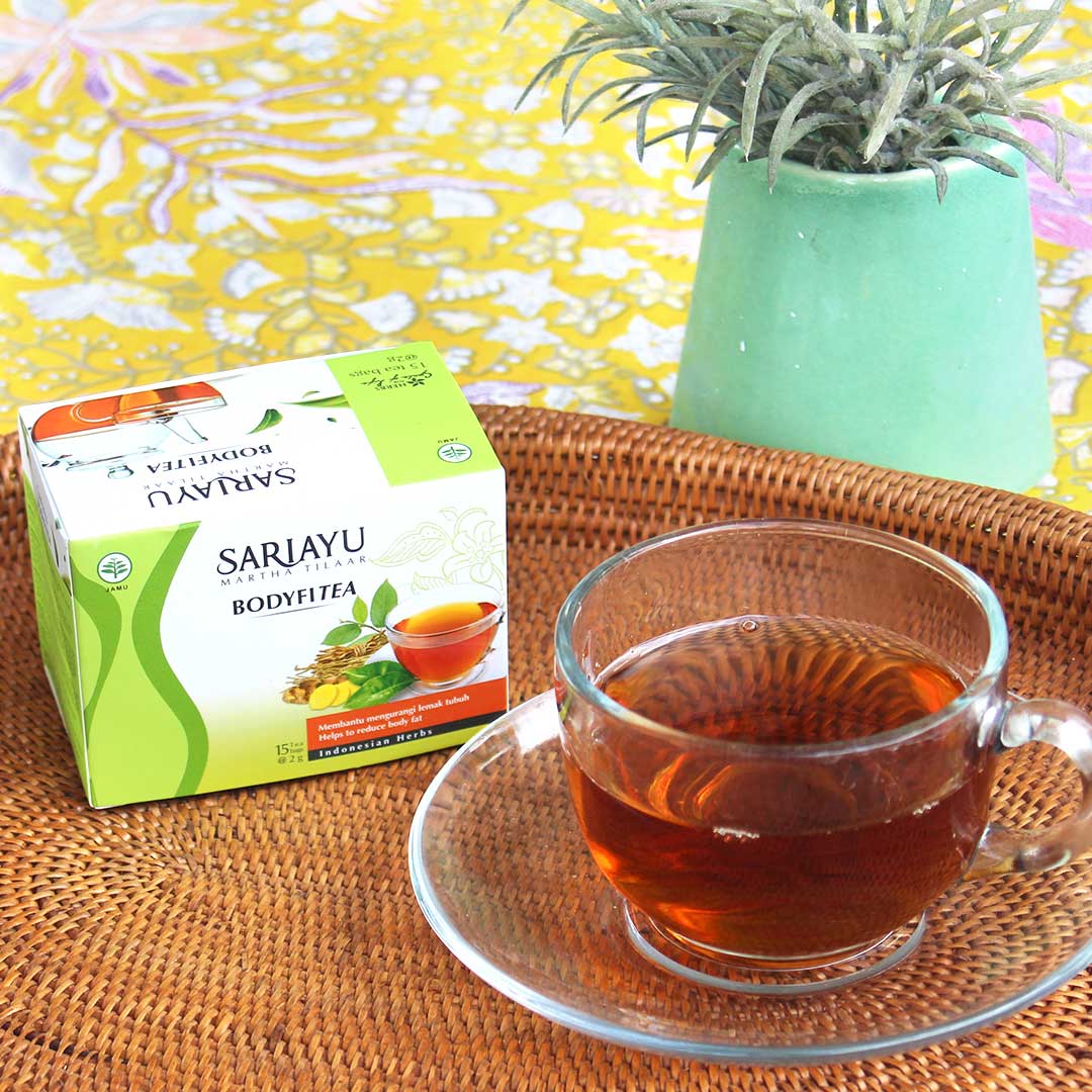 体脂肪ダイエットティーを飲む