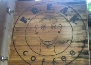 フリークコーヒー（F.R.E.A.K coffee）の看板の画像